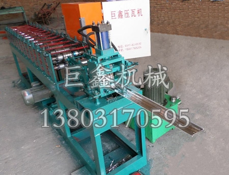 百葉窗成型機(jī)